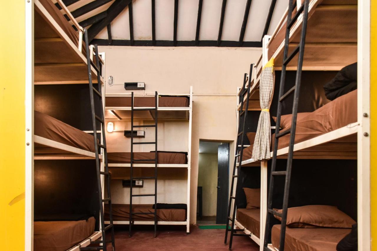 The Hosteller Goa, Anjuna Ngoại thất bức ảnh