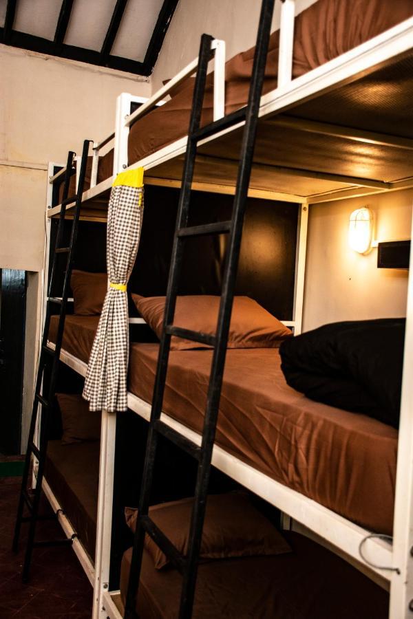 The Hosteller Goa, Anjuna Ngoại thất bức ảnh