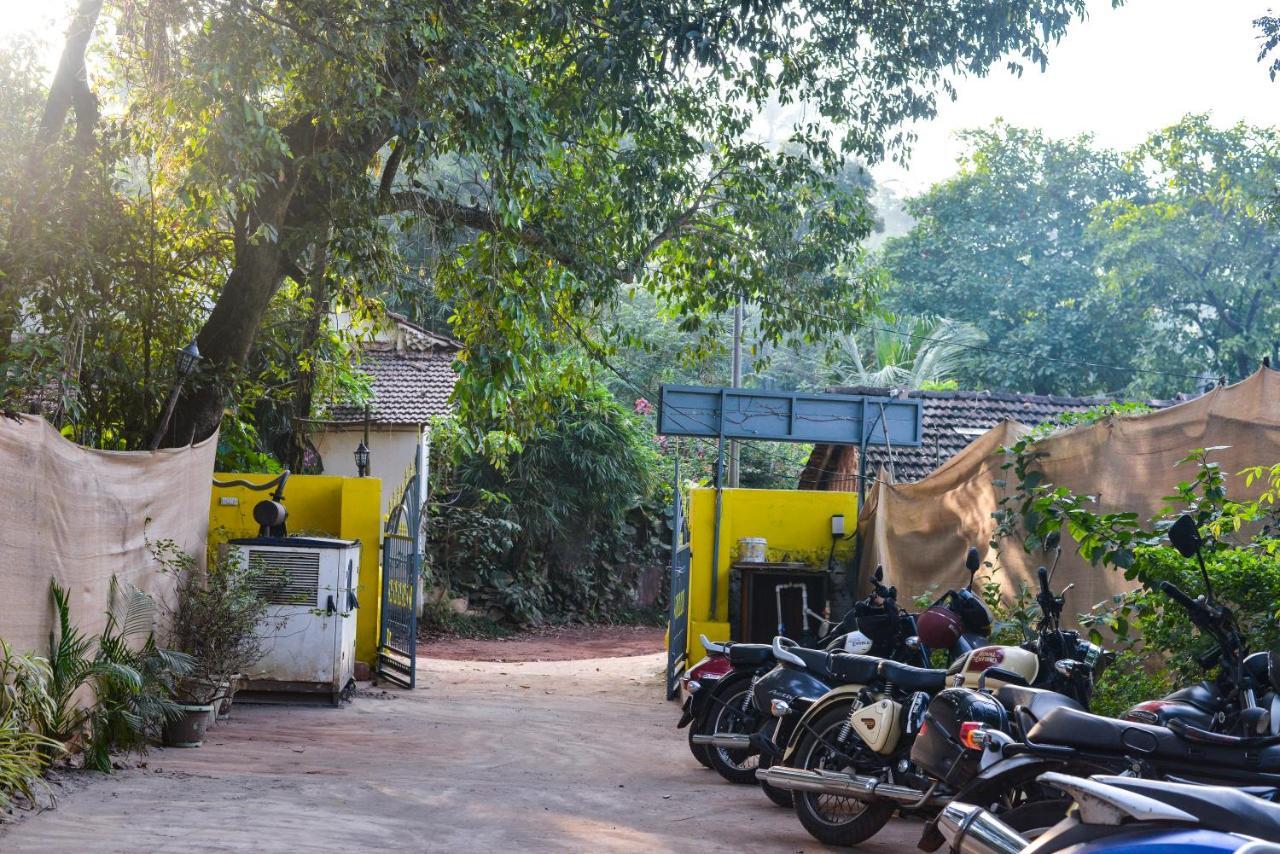 The Hosteller Goa, Anjuna Ngoại thất bức ảnh